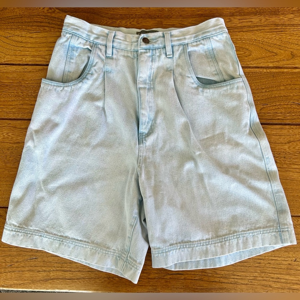 Vintage The Limited High-rise stonewashed  denim shorts size 12